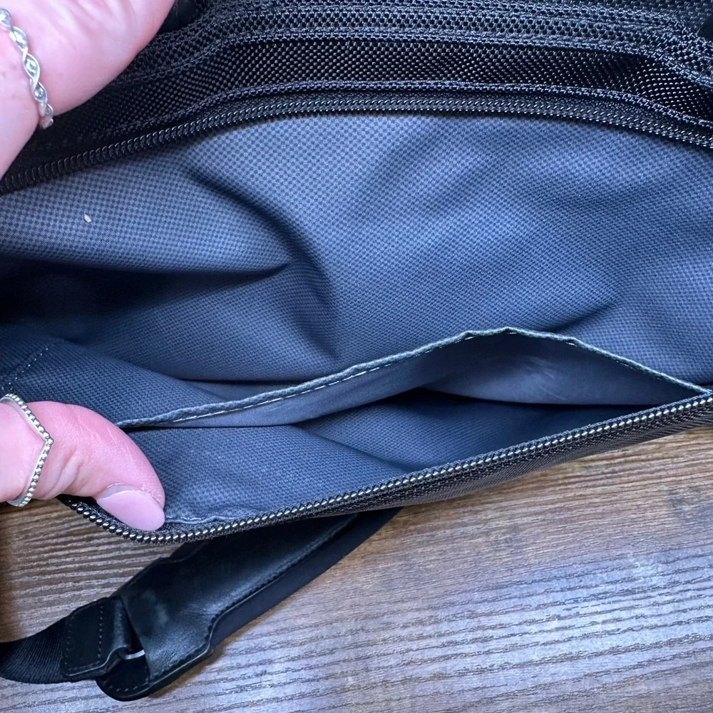 Tumi Alpha 2 Business Briefcase Black Ballistic Nylon Slim Laptop Bag 26110D2